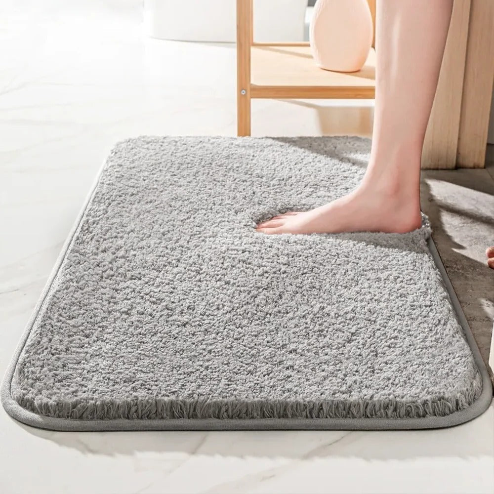 Super-Thick Luxury Bathroom Rug — Plush & Absorbent